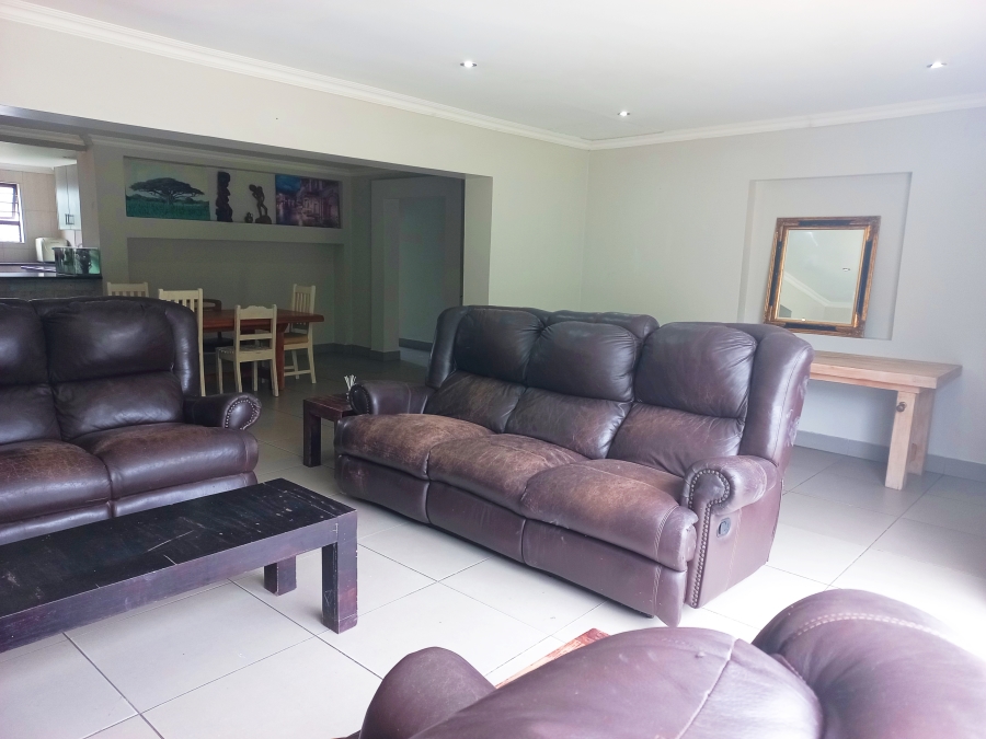 5 Bedroom Property for Sale in The Village Western Cape